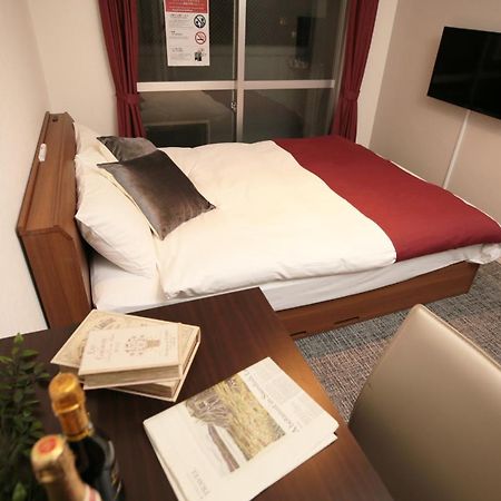 Sky Garden Hakata Aparthotel Fukuoka  Exterior photo